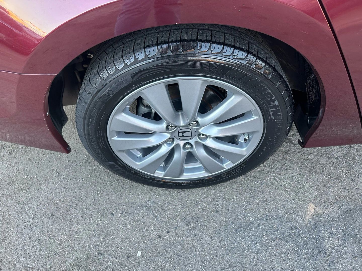 2012 Honda Accord EX-L photo 33