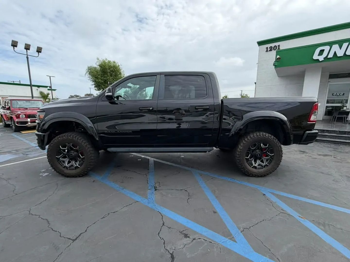 Photo 4 of this Ram 1500
