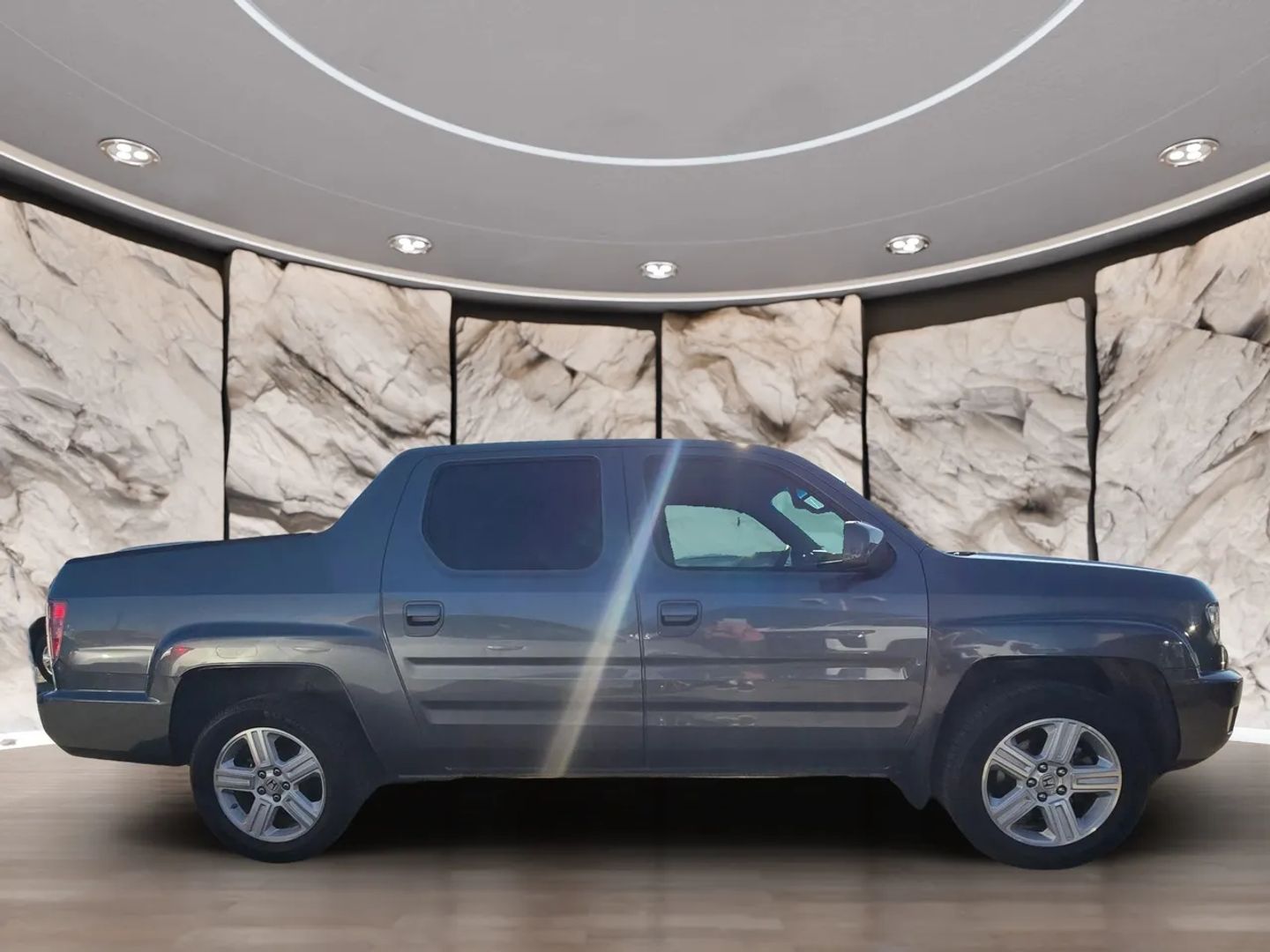 2010 Honda Ridgeline RTS photo 3