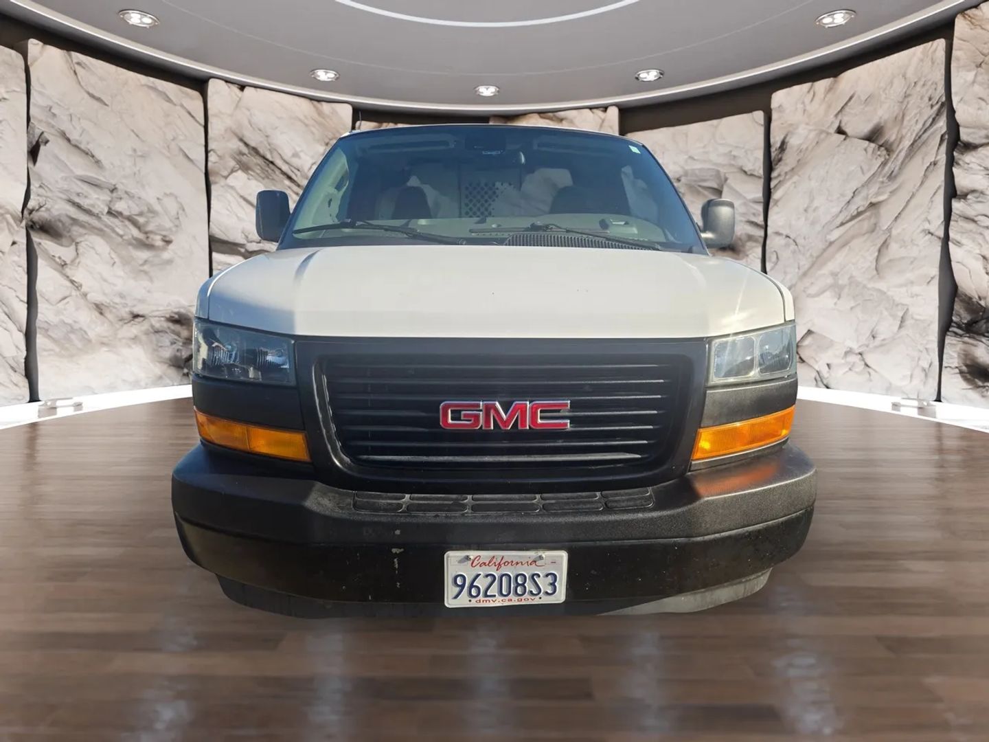 2023 Gmc Savana 2500 Cargo photo 2