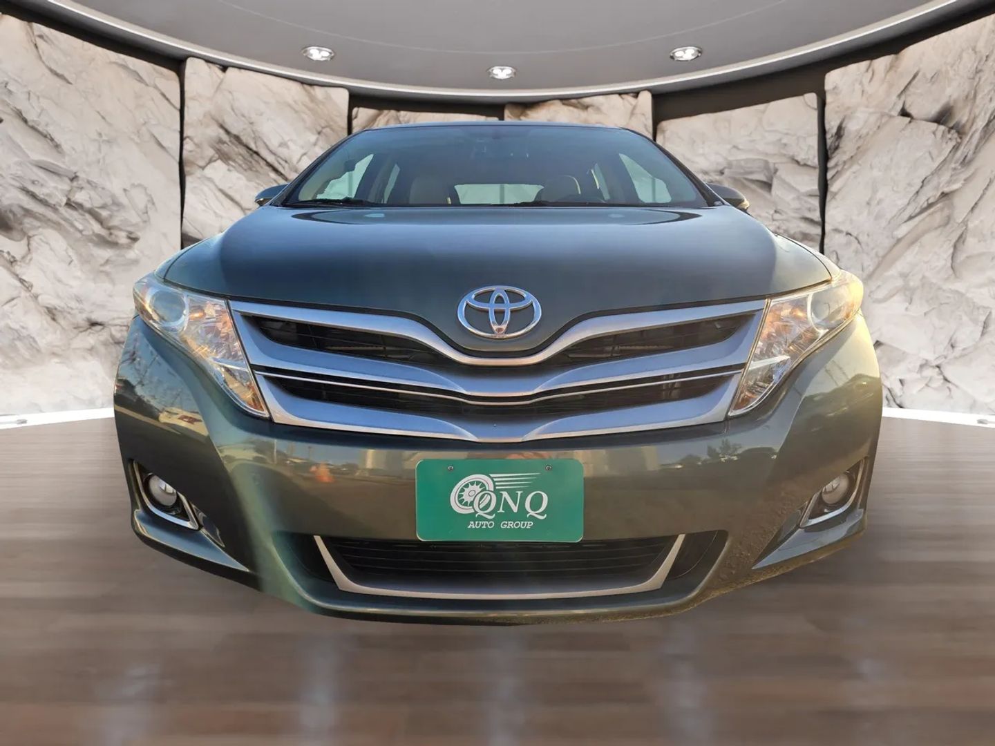 2013 Toyota Venza LE photo 2