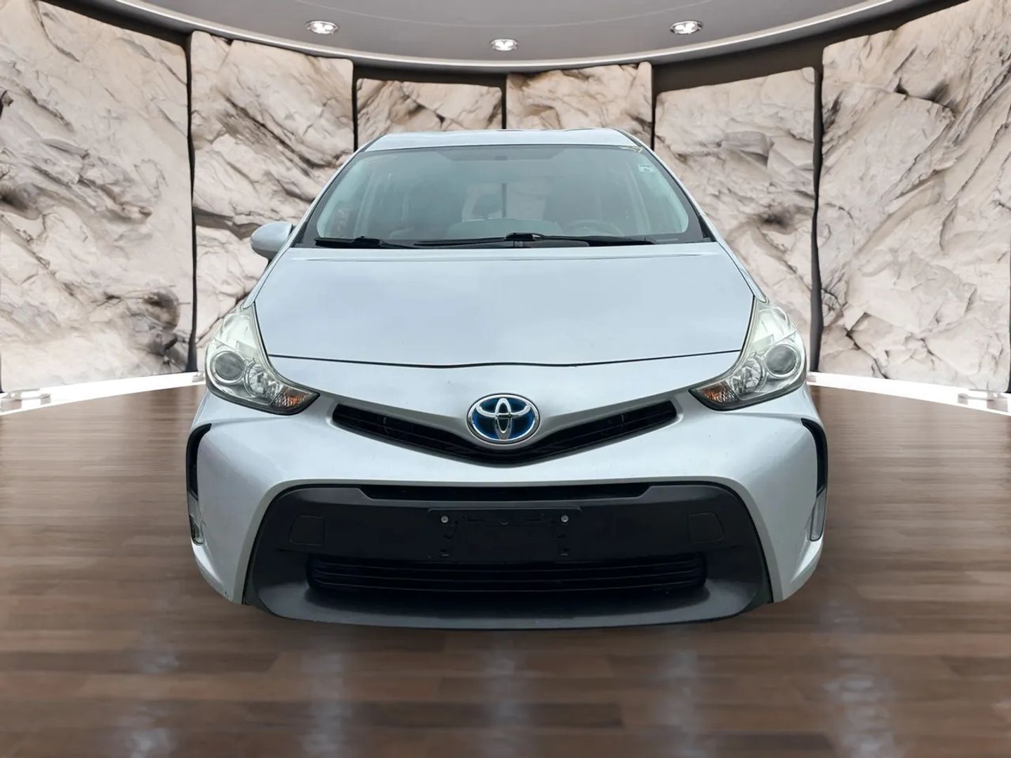 2015 Toyota Prius V Three photo 2
