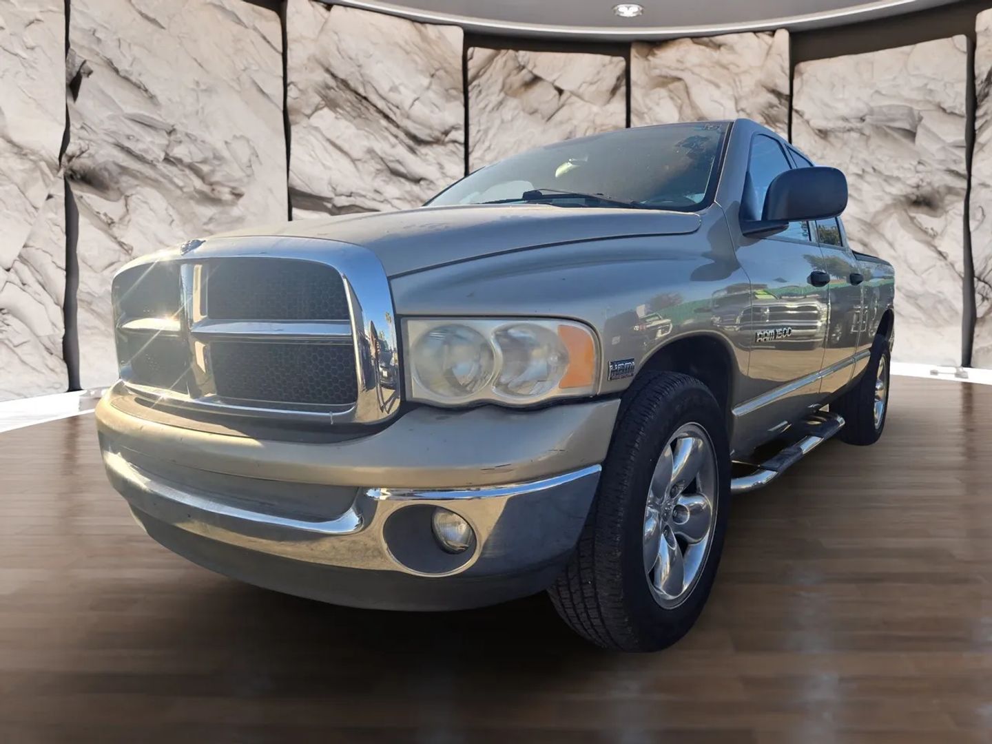 2005 Dodge Ram SLT photo 3