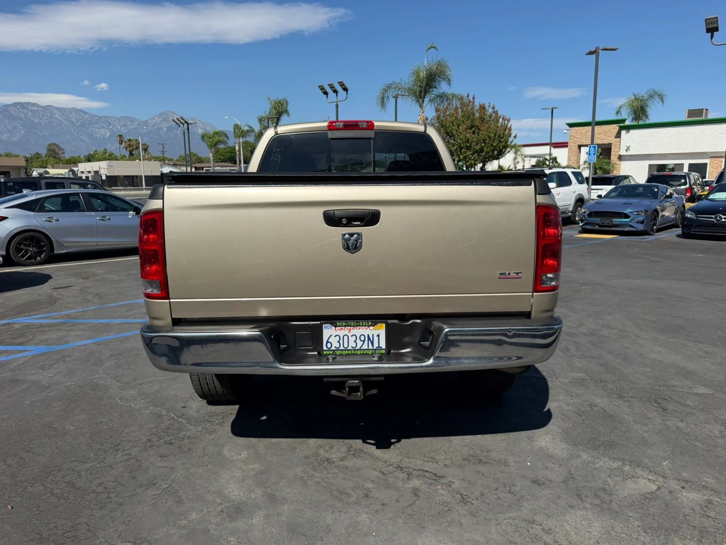 Photo 5 of this Dodge Ram 1500