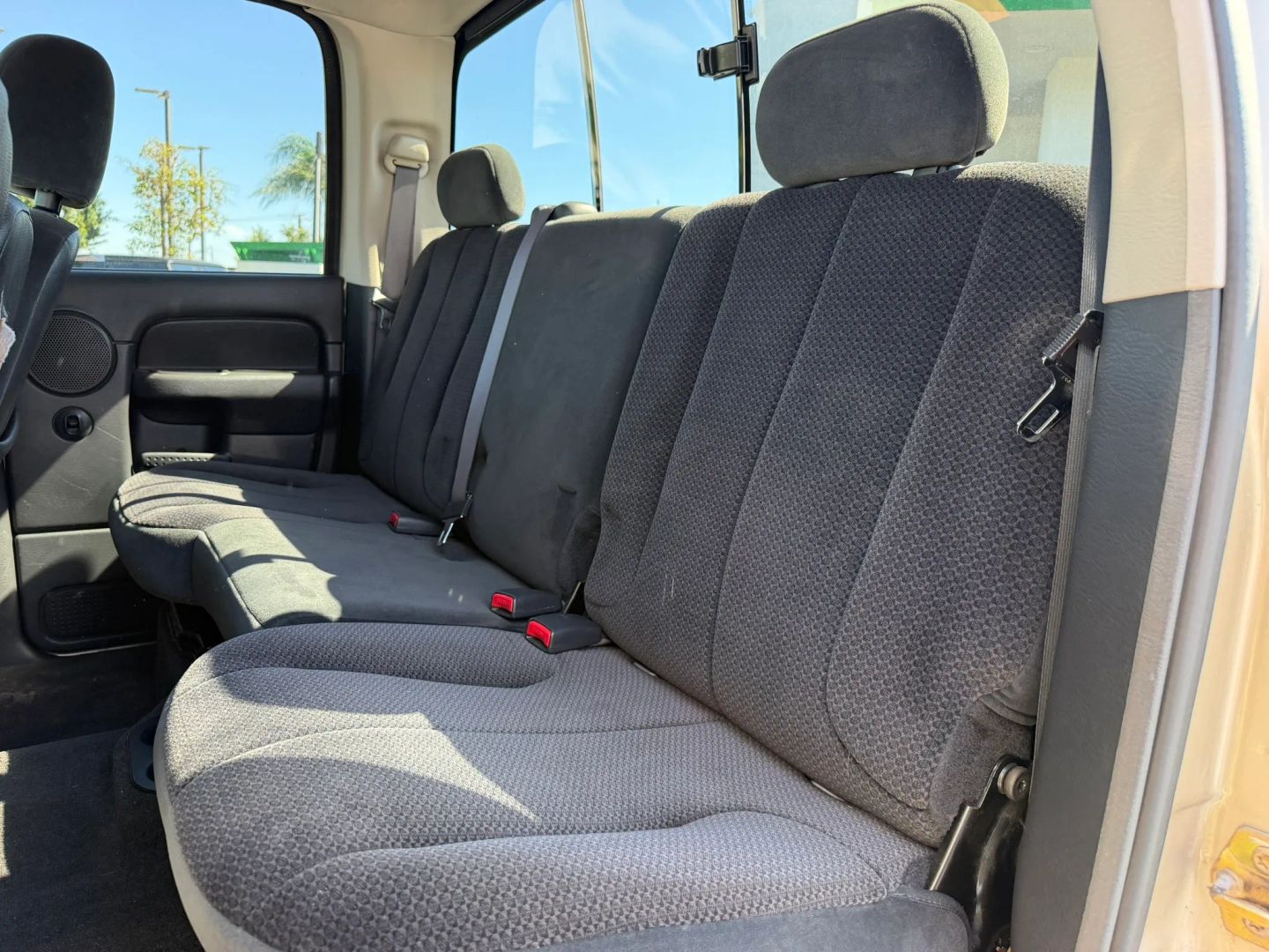 Photo 8 of this Dodge Ram 1500