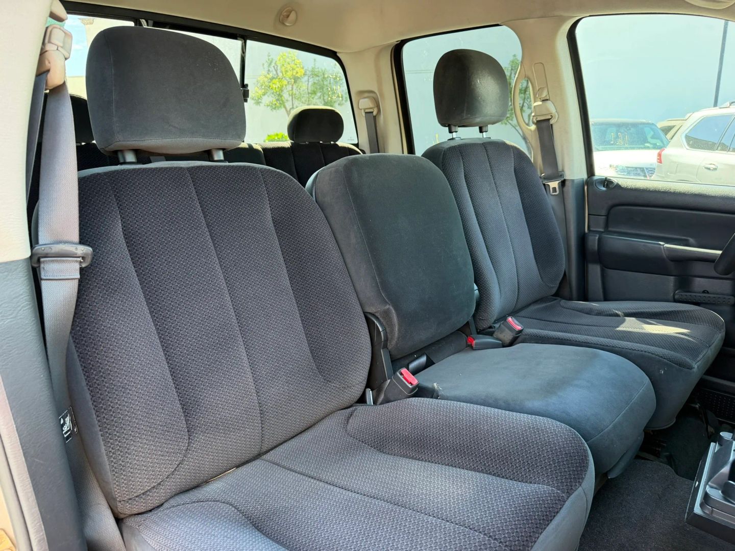 Photo 11 of this Dodge Ram 1500