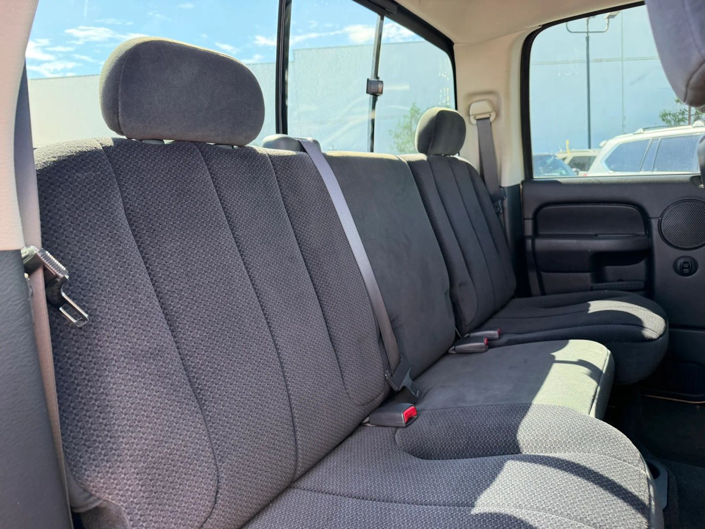 Photo 13 of this Dodge Ram 1500