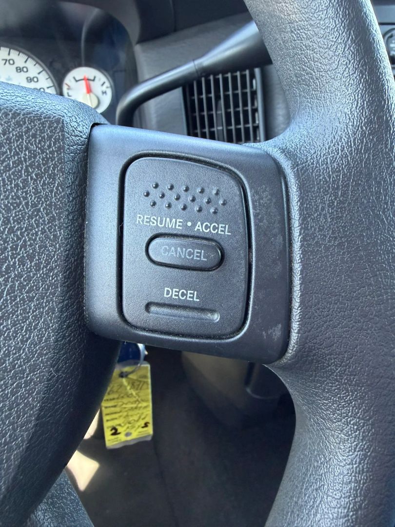Photo 16 of this Dodge Ram 1500