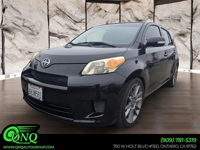 2009 Scion xD Base Hatchback Front-Wheel Drive