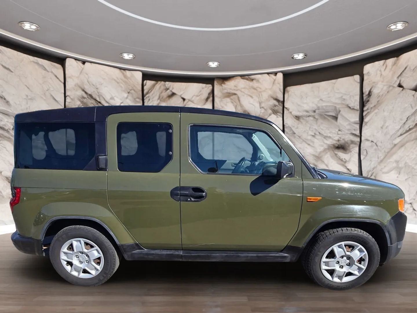 2009 Honda Element LX photo 2