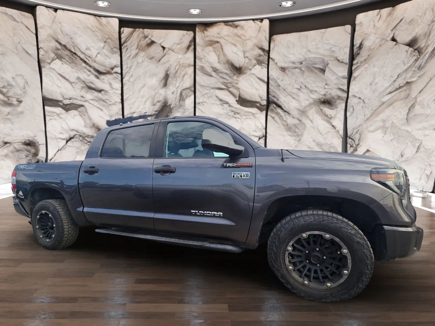 2019 Toyota Tundra SR5 Grade photo 4