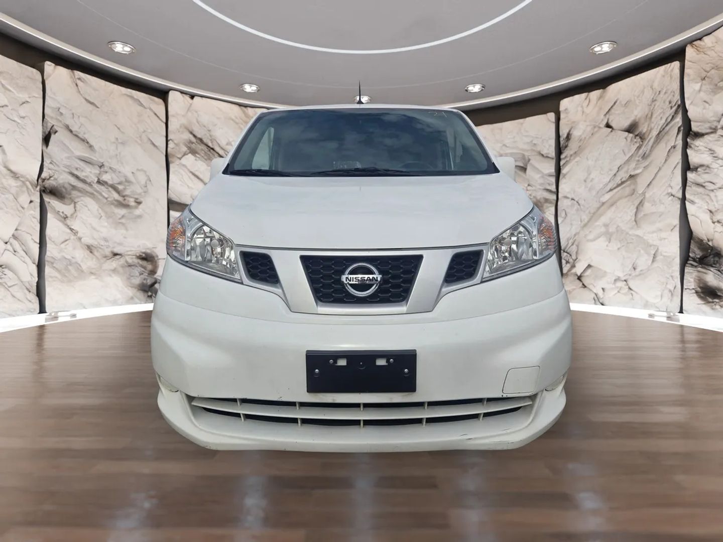 2021 Nissan NV200 SV photo 2