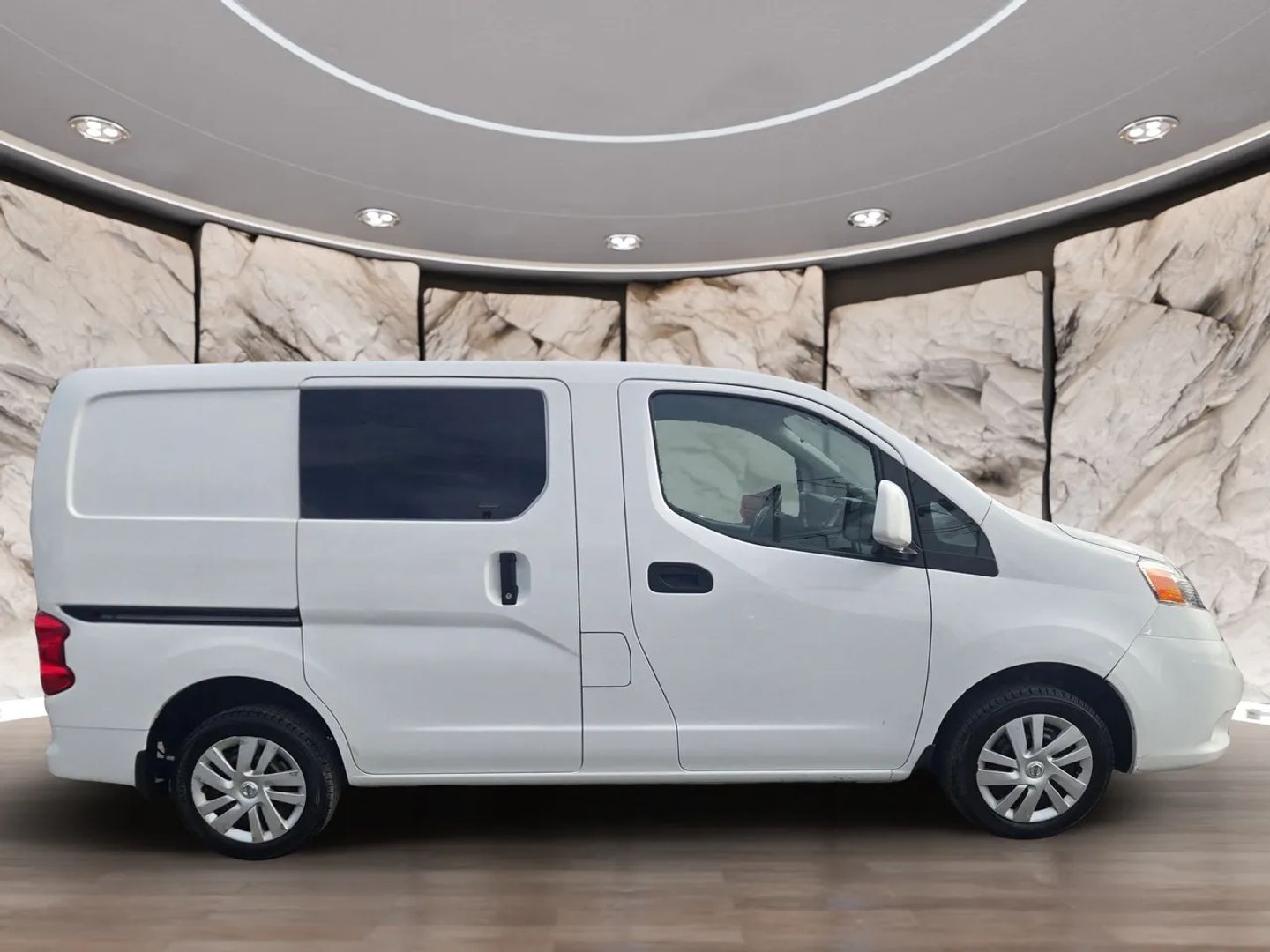 2021 Nissan NV200 SV photo 4