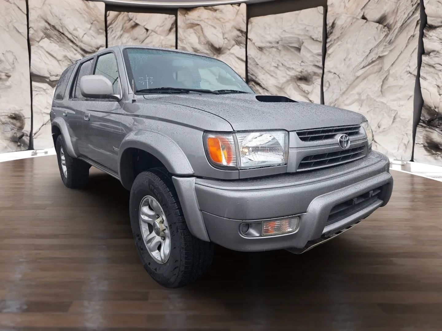 2002 Toyota 4Runner SR5 Sport photo 2