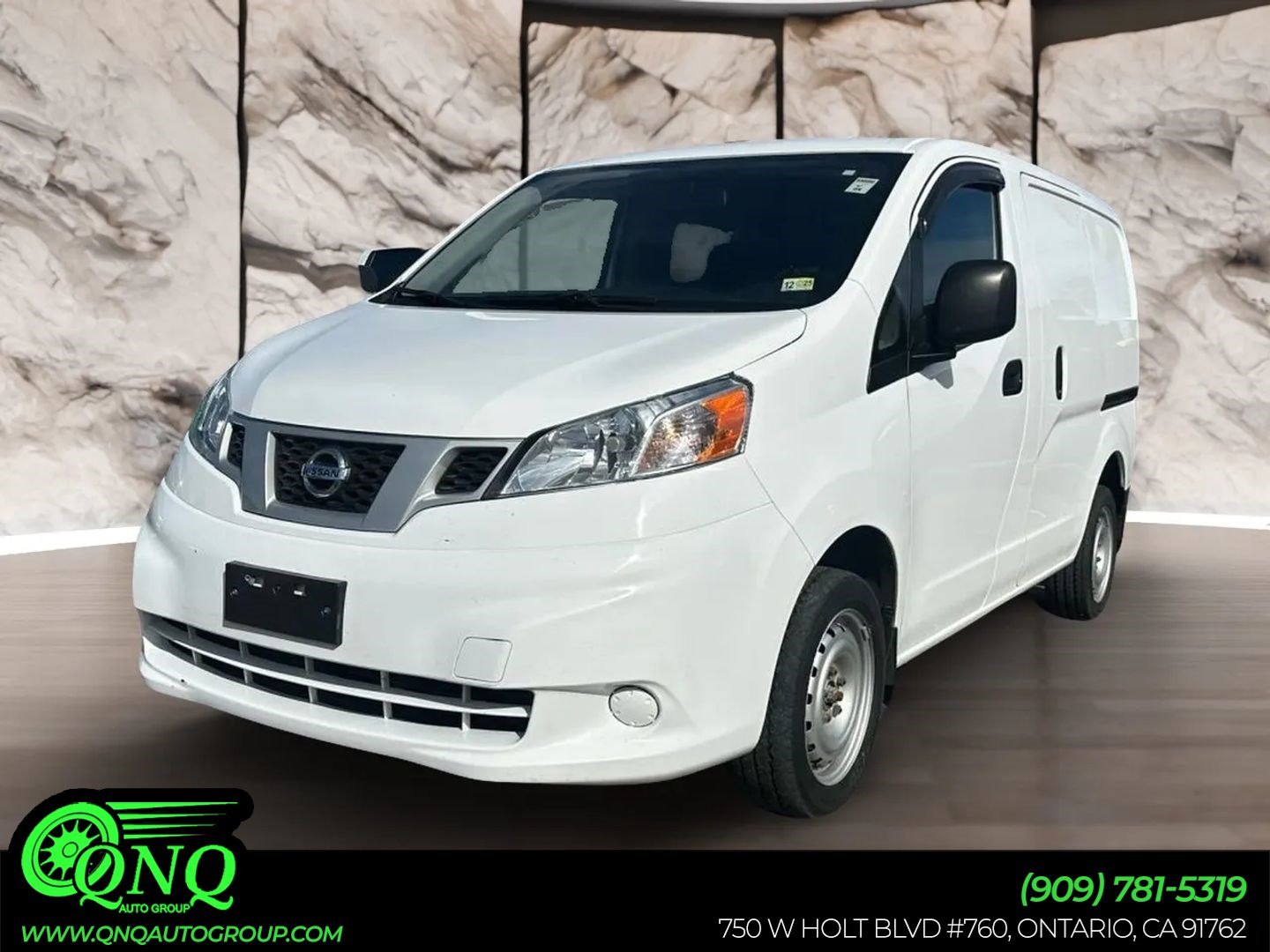 2020 Nissan NV200 S's photo
