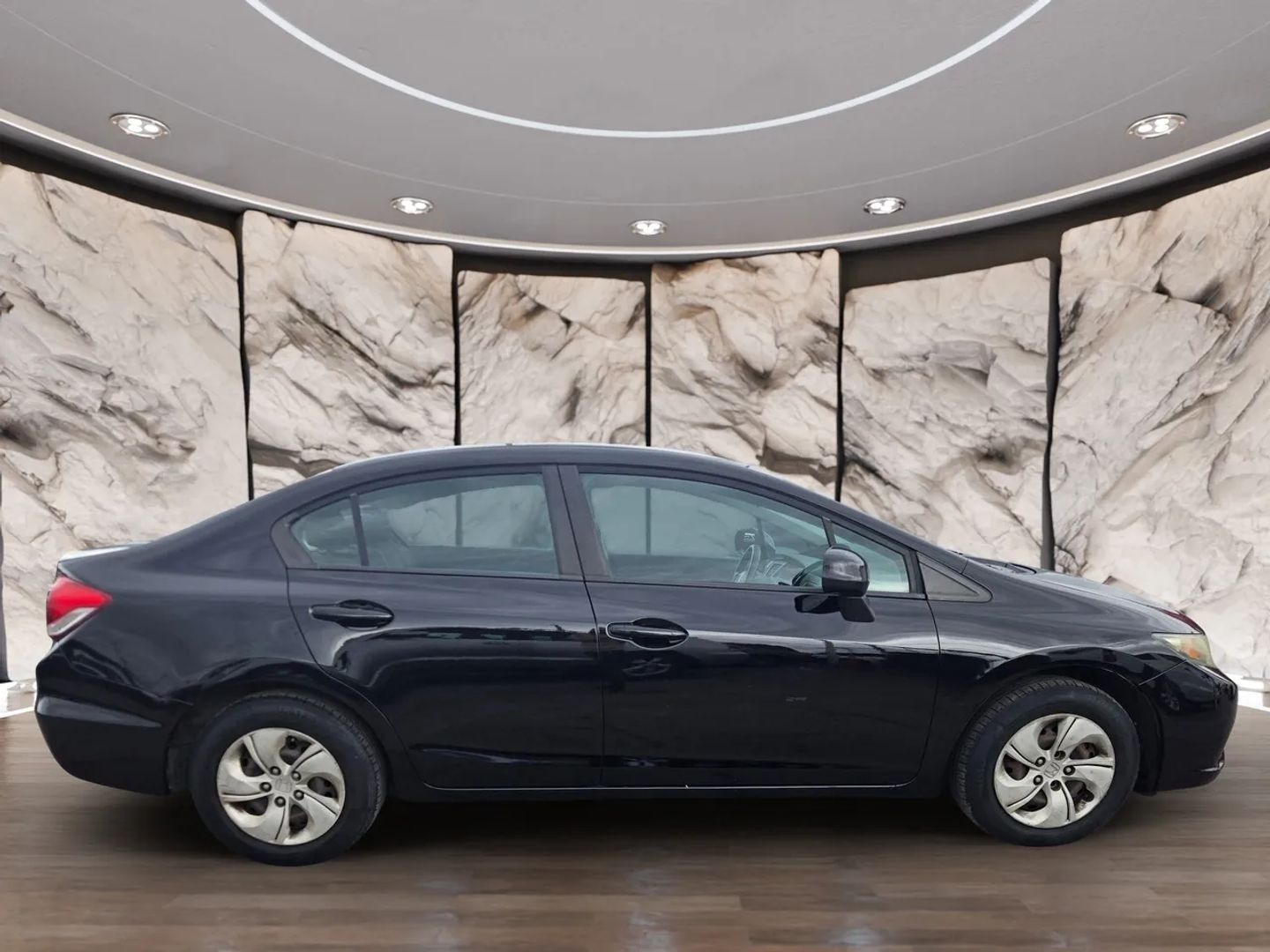 2013 Honda Civic LX photo 4