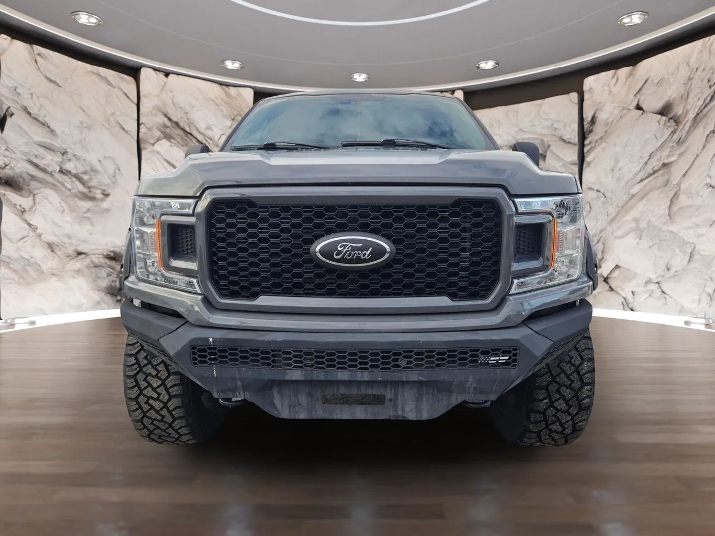 2018 Ford F-150 XL photo 2