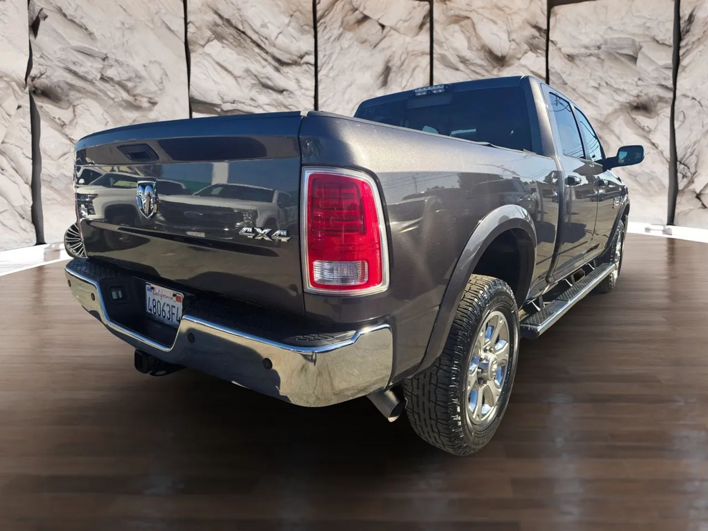 2015 Ram 2500 Laramie photo 4