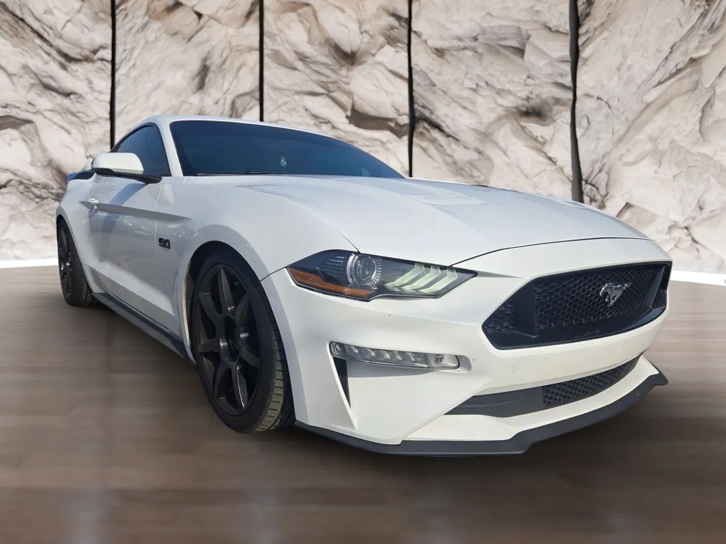 2018 Ford Mustang GT Premium photo 3