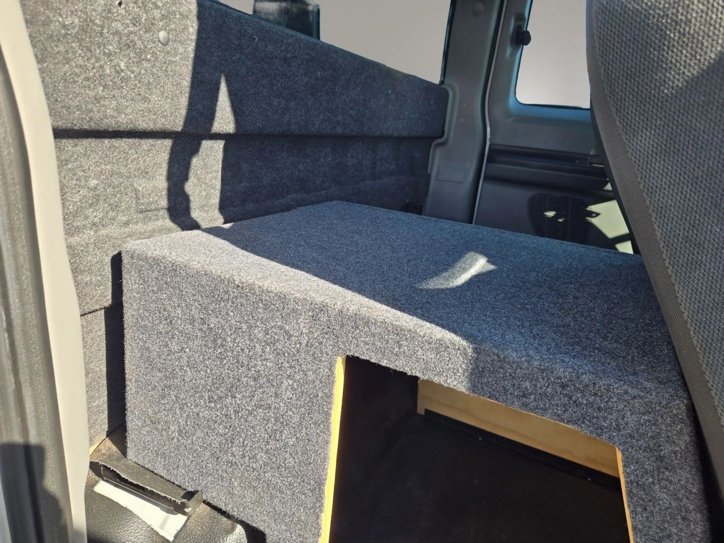 Photo 17 of this Ford Super Duty F-350 SRW