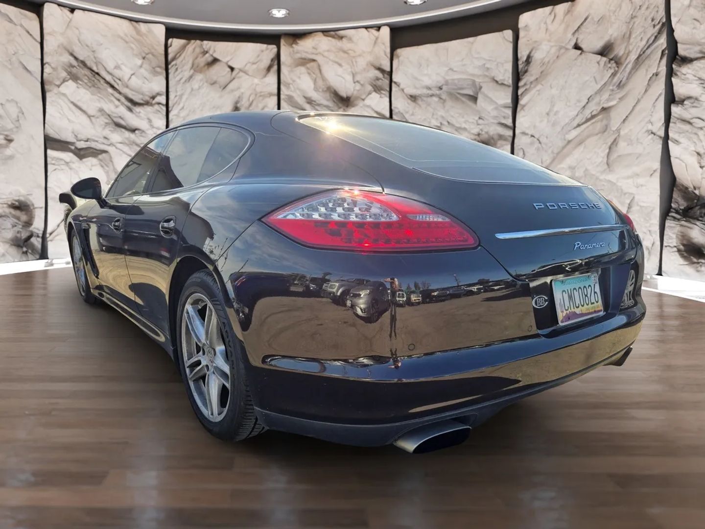 Photo 6 of this Porsche Panamera