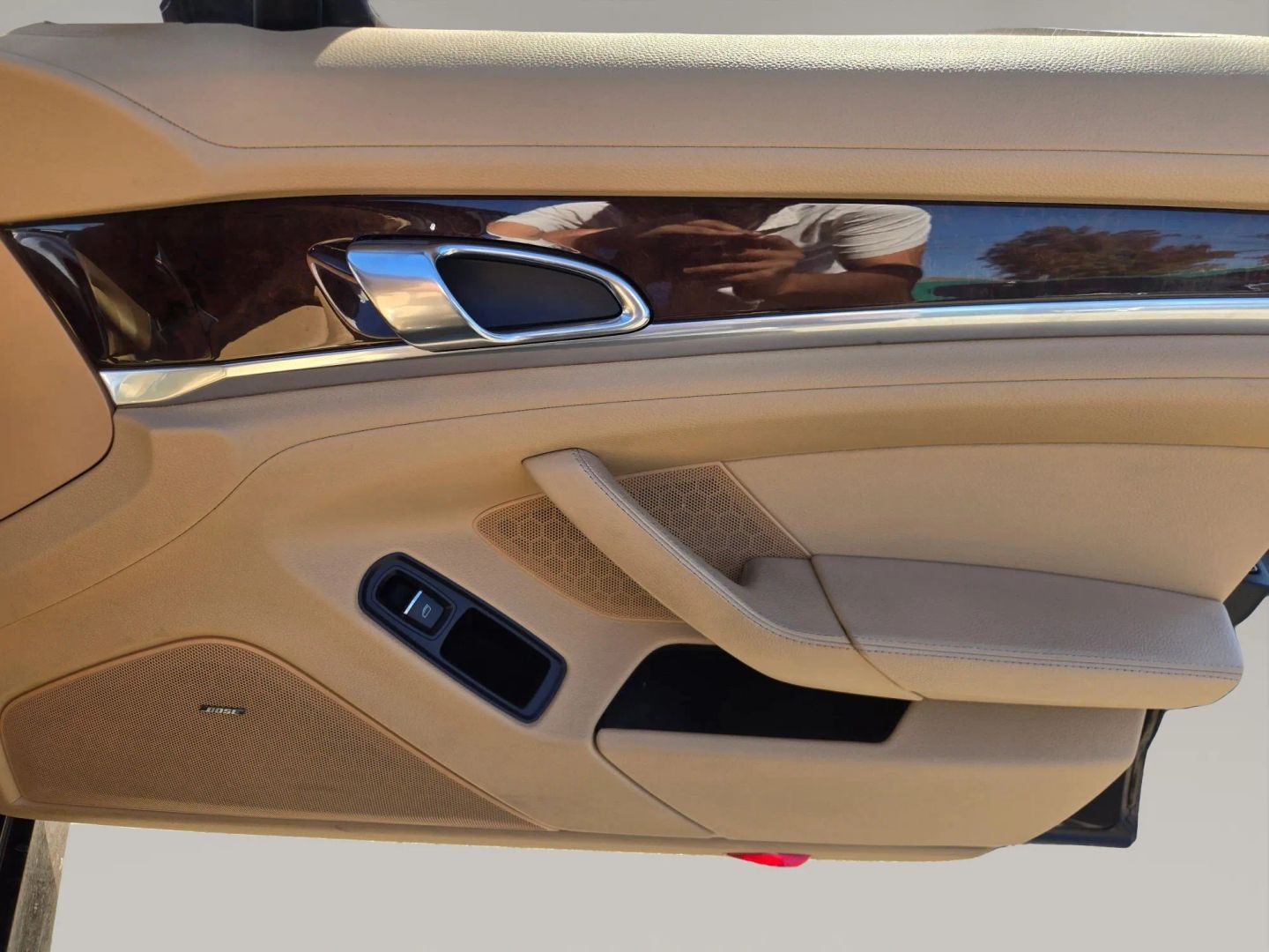 Photo 14 of this Porsche Panamera