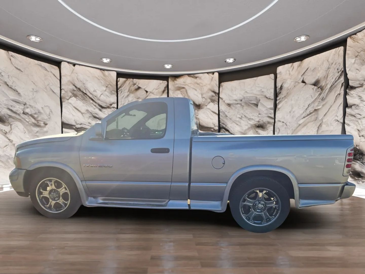 Photo 5 of this Dodge Ram 1500