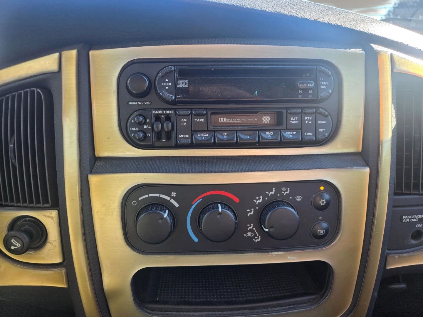 Photo 19 of this Dodge Ram 1500