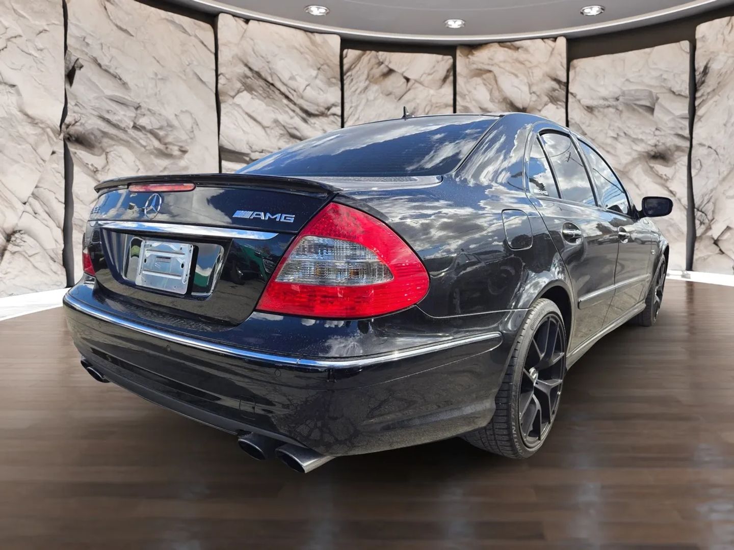 Photo 8 of this Mercedes-Benz E63