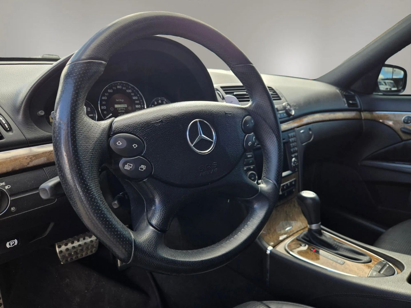 Photo 11 of this Mercedes-Benz E63