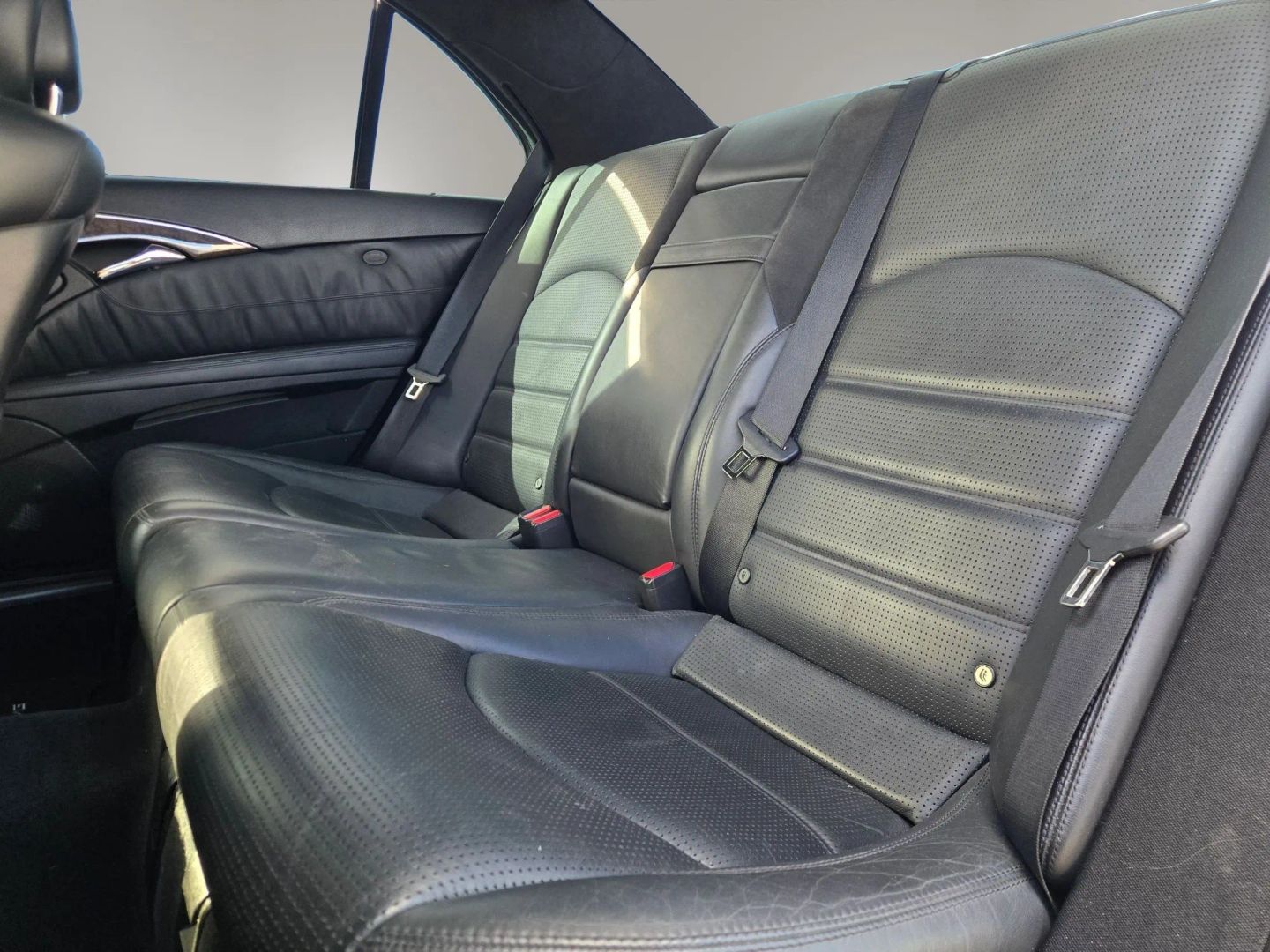 Photo 13 of this Mercedes-Benz E63