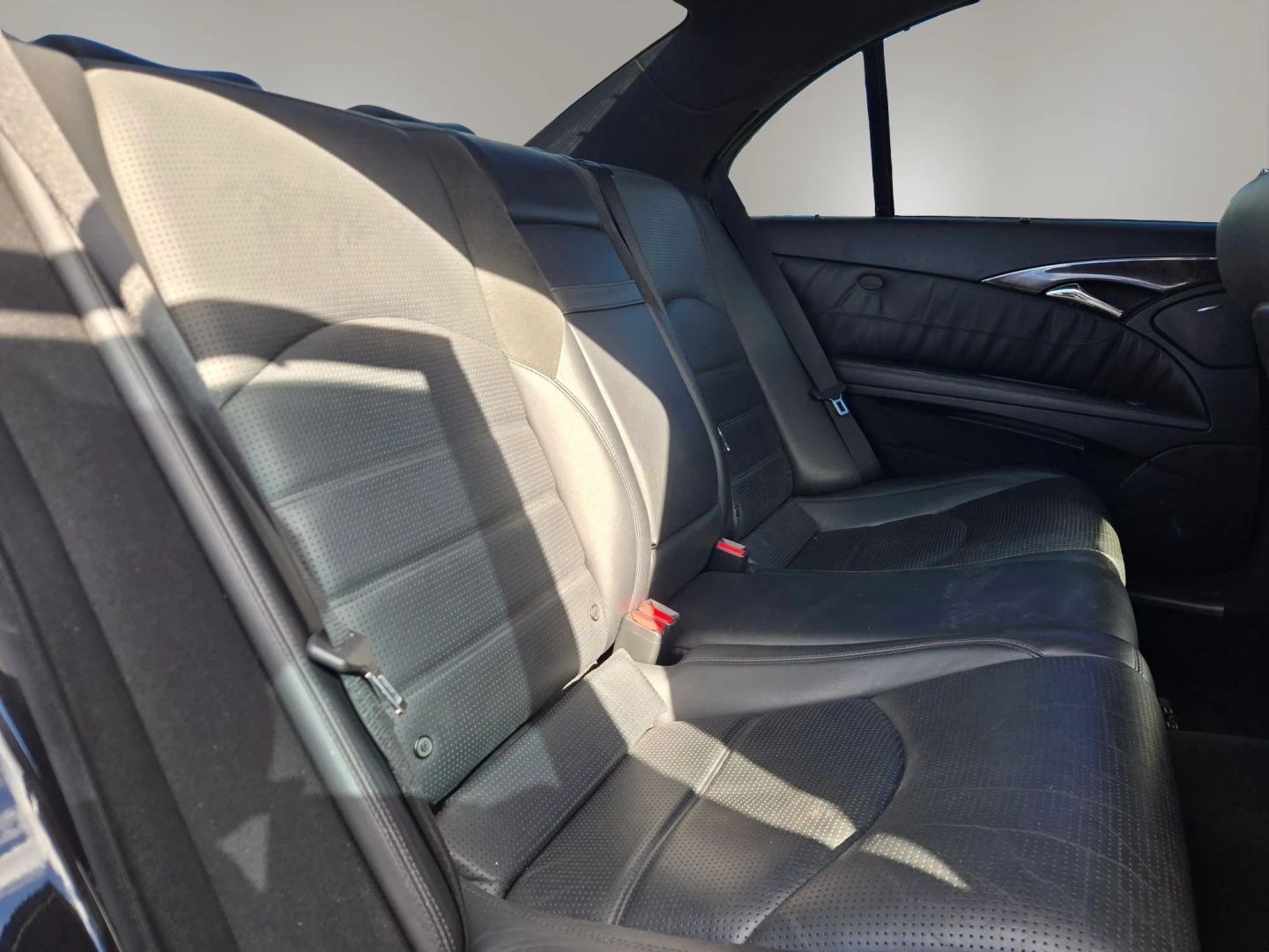 Photo 18 of this Mercedes-Benz E63