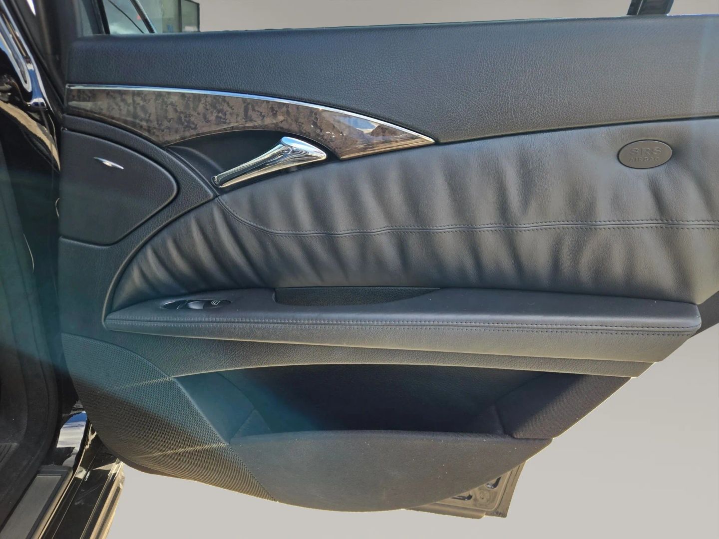 Photo 19 of this Mercedes-Benz E63