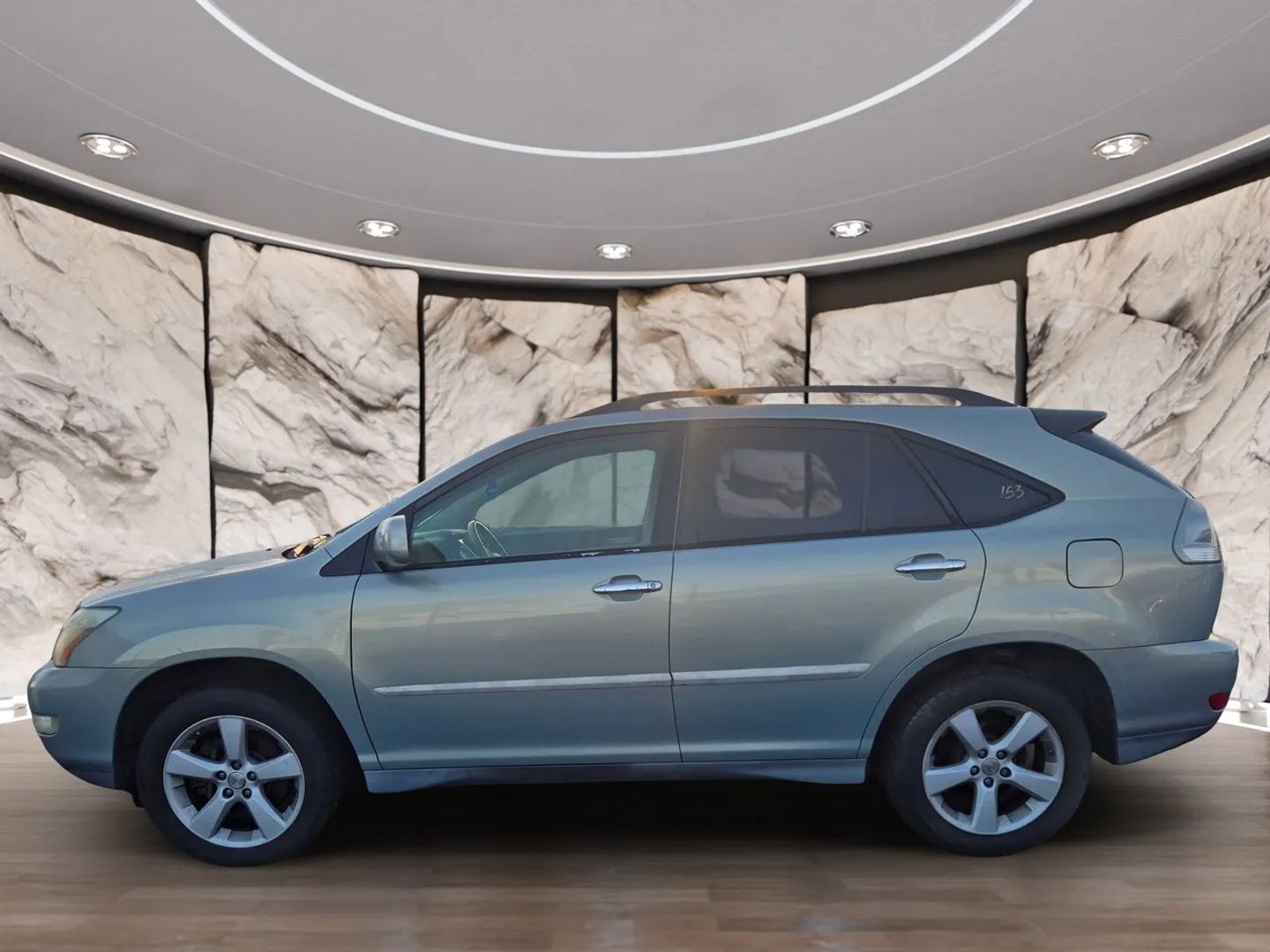 Photo 5 of this Lexus RX 350