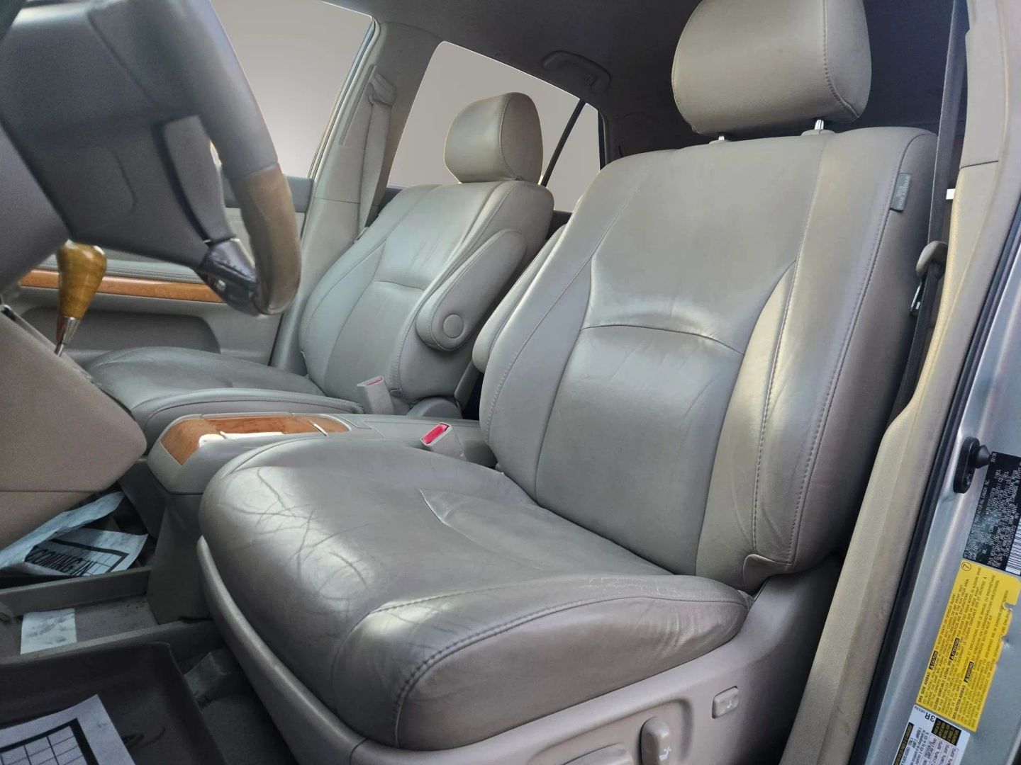 Photo 10 of this Lexus RX 350