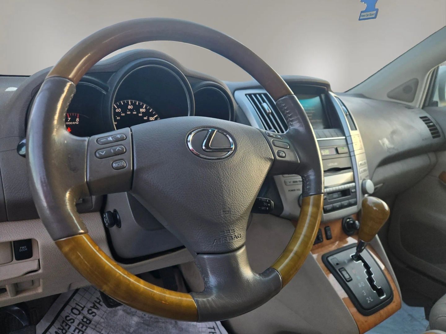 Photo 11 of this Lexus RX 350