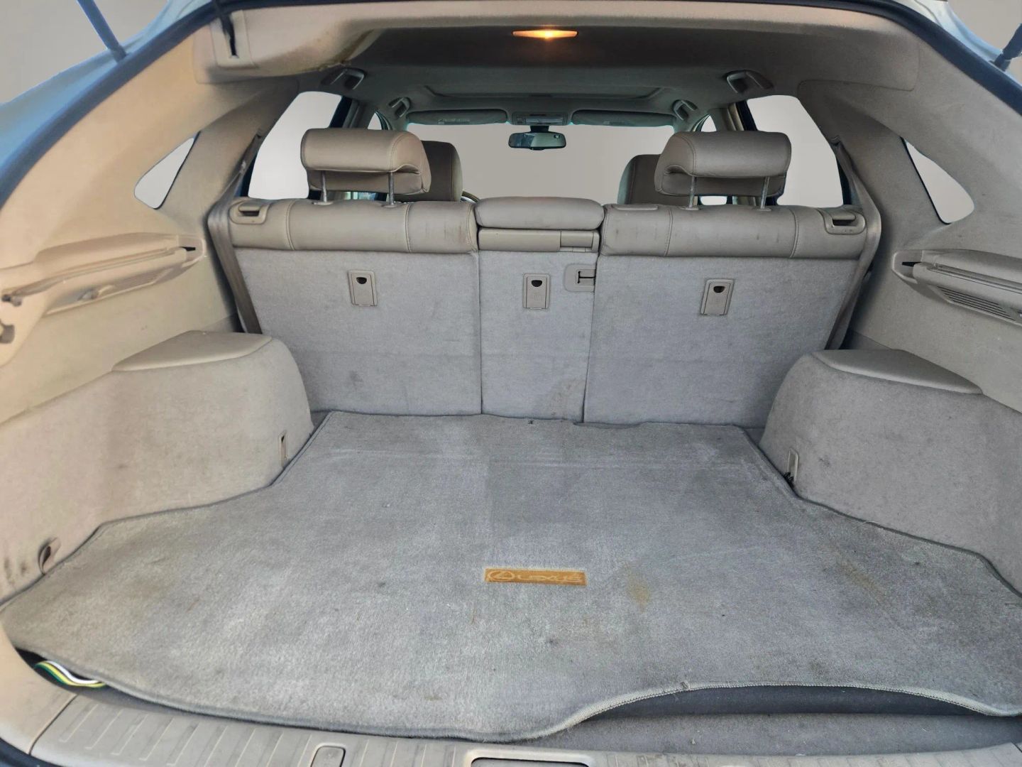 Photo 14 of this Lexus RX 350