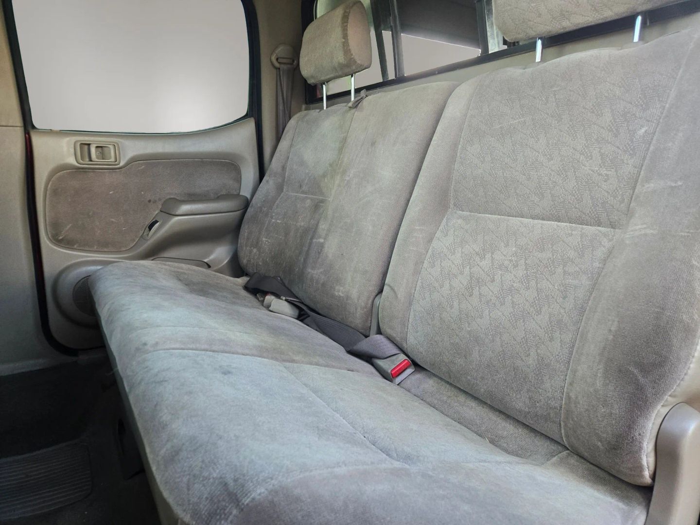 Photo 13 of this Toyota Tacoma