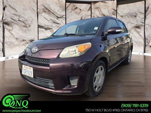 2013 Scion xD 10 Series Hatchback Front-Wheel Drive Automatic