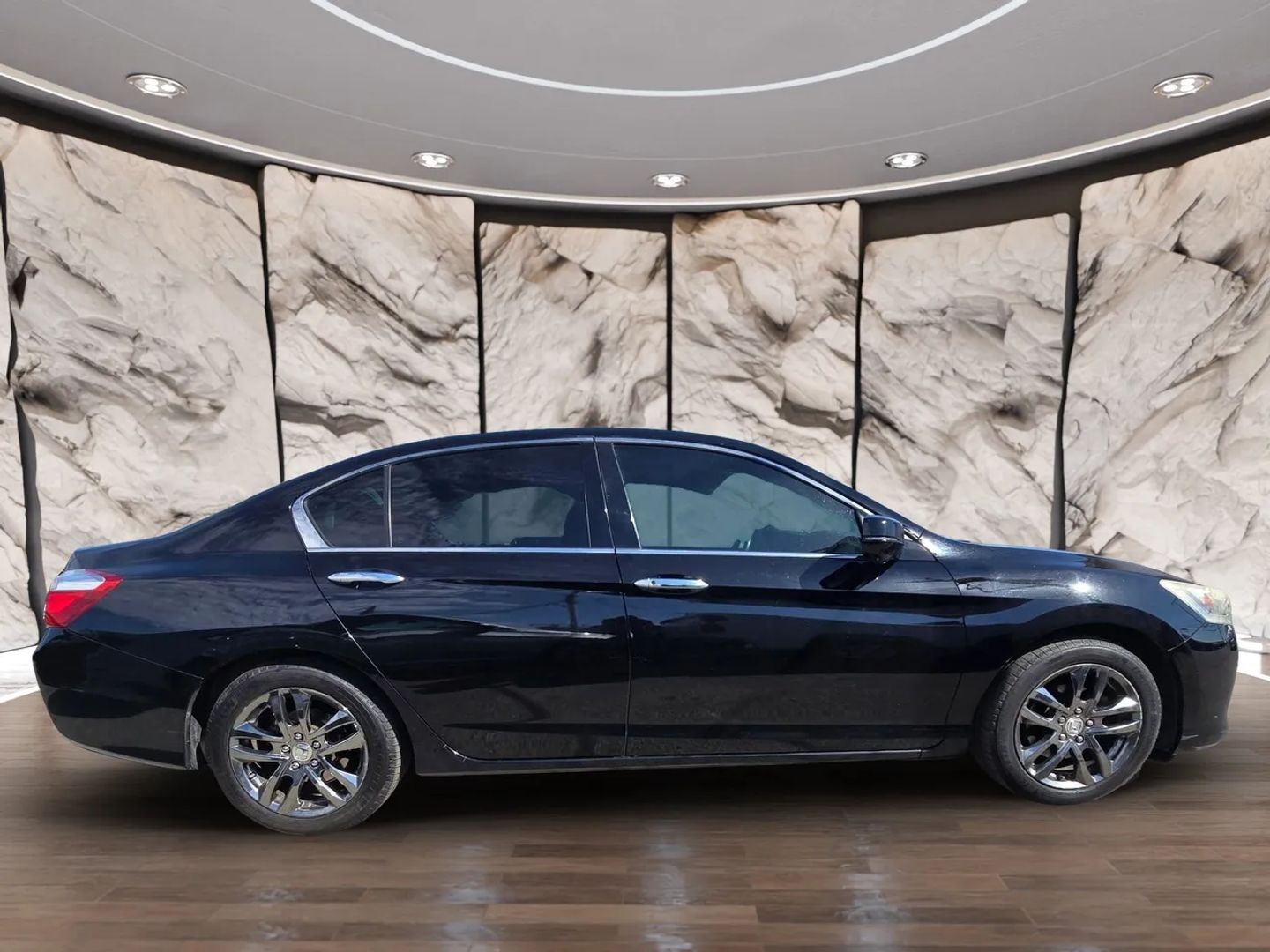 Photo 4 of this Honda Accord Sedan