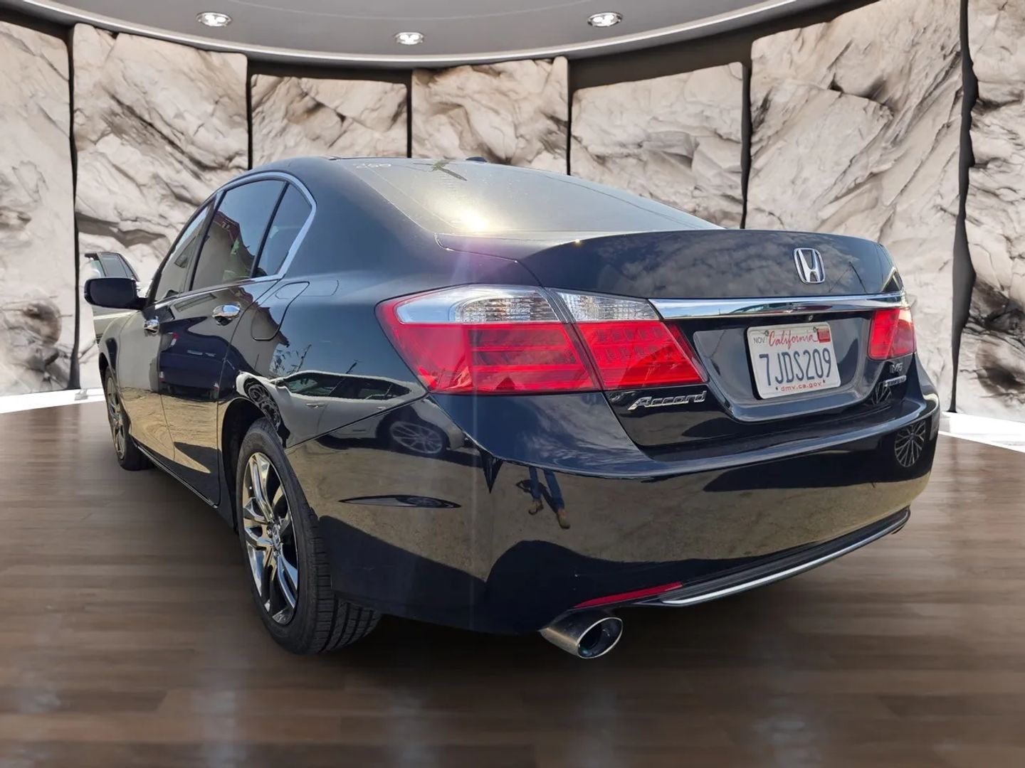 Photo 7 of this Honda Accord Sedan