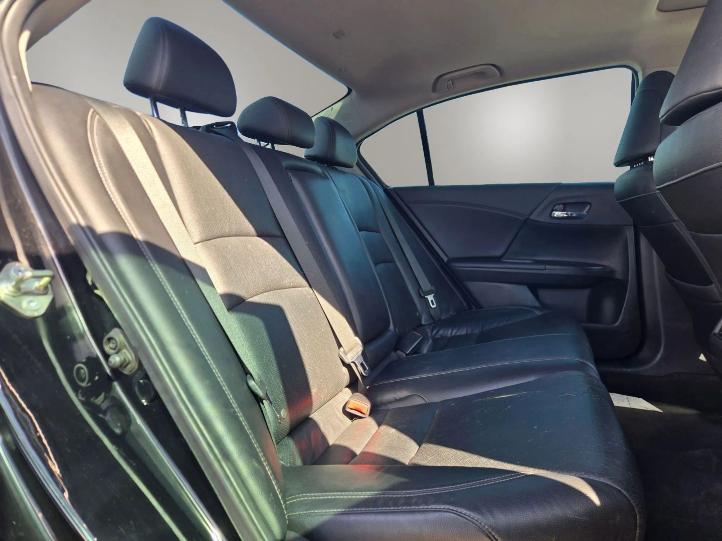 Photo 16 of this Honda Accord Sedan