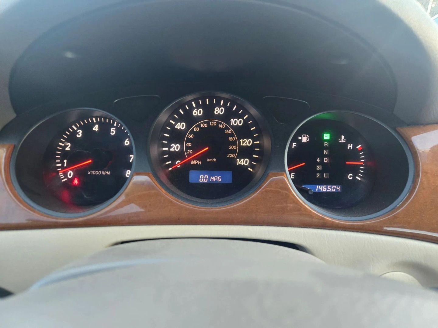 Photo 22 of this Lexus ES 330