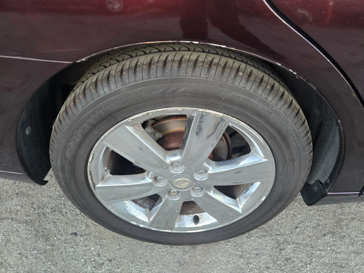 Photo 30 of this Lexus ES 330