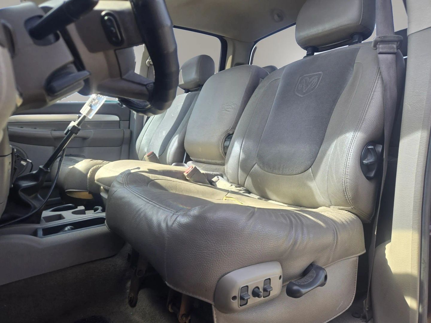 Photo 10 of this Dodge Ram 3500