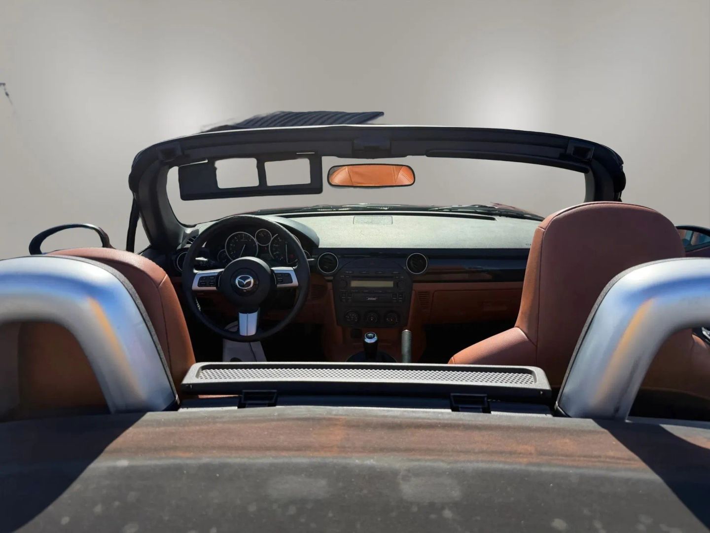 Photo 21 of this Mazda MX-5 Miata