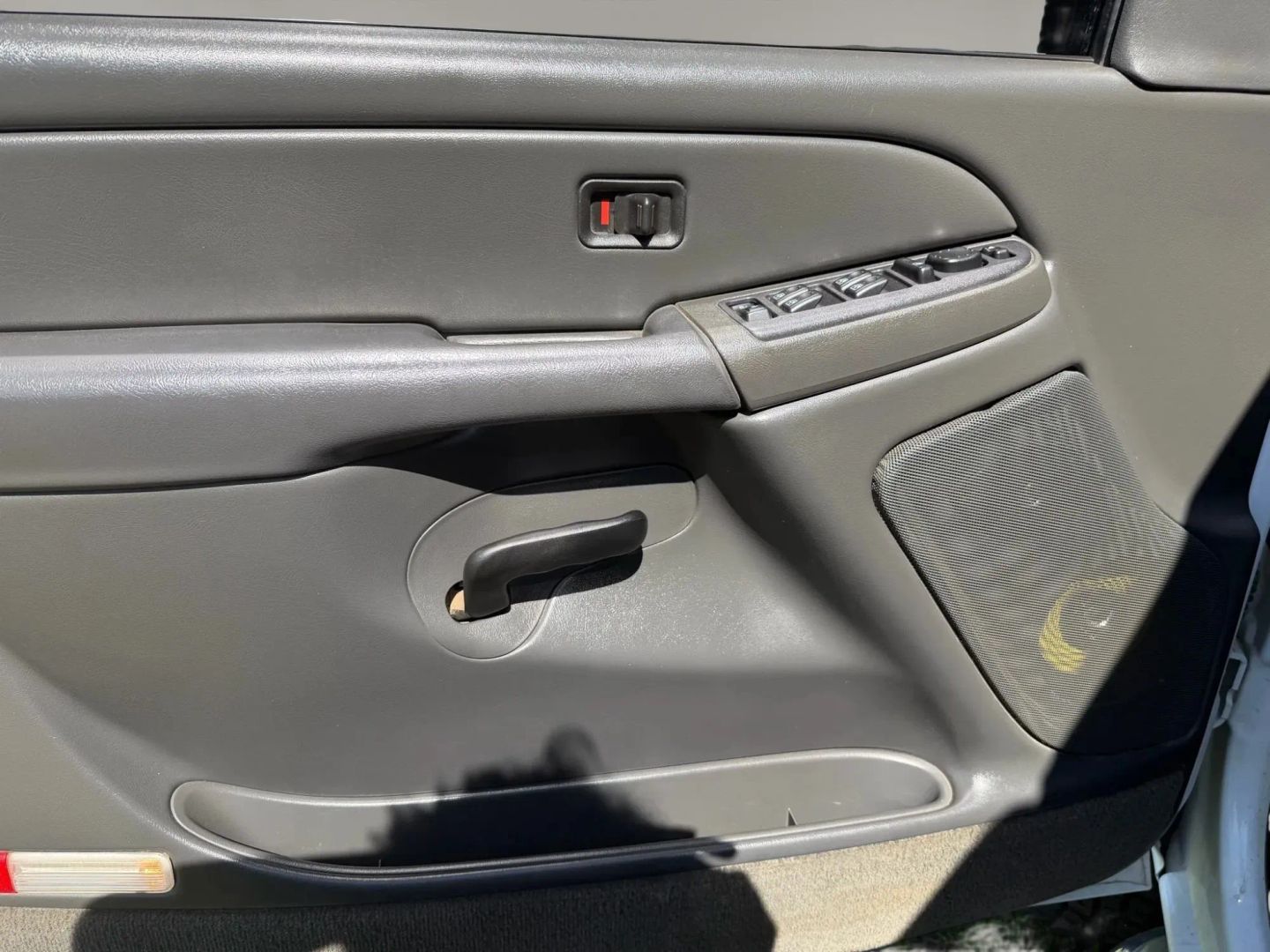 Photo 19 of this Chevrolet Silverado 3500