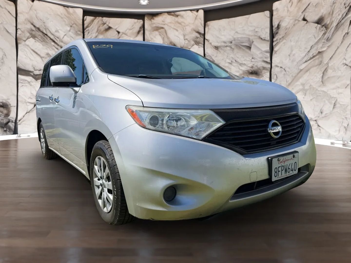 Photo 3 of this Nissan Quest