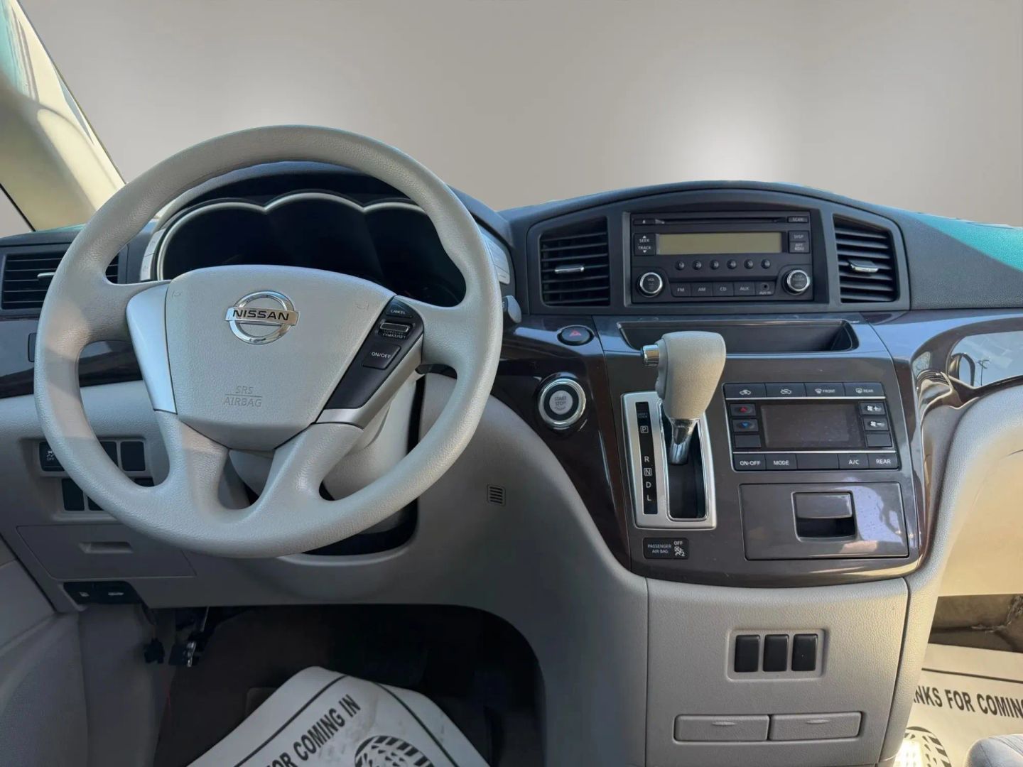 Photo 17 of this Nissan Quest