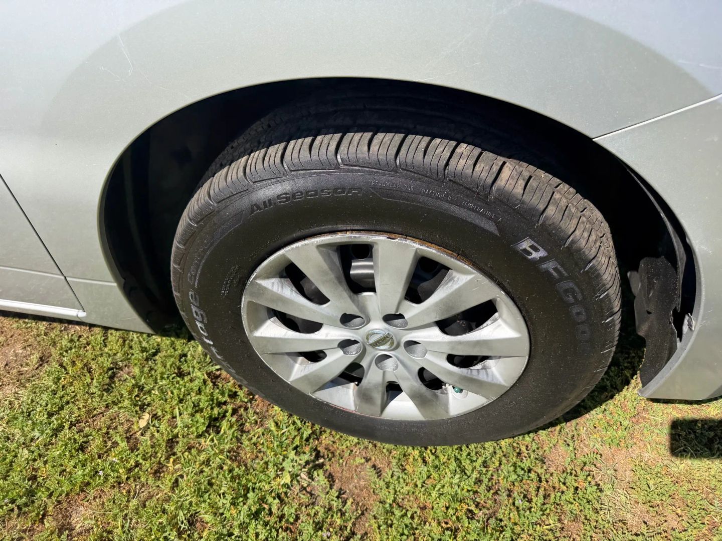 Photo 31 of this Nissan Quest